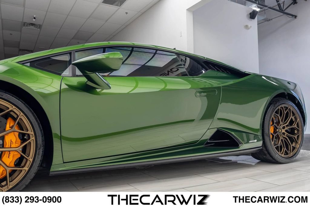Used 2024 Lamborghini Huracan Tecnica RWD image 14