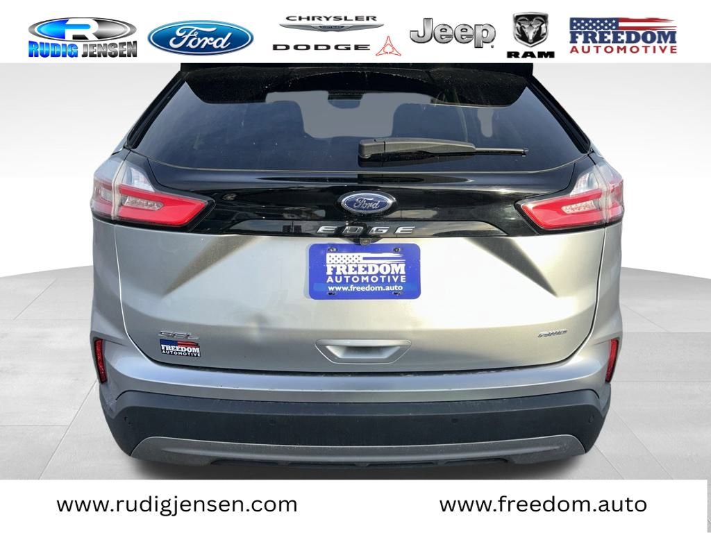 Used 2024 Ford Edge SEL image 8