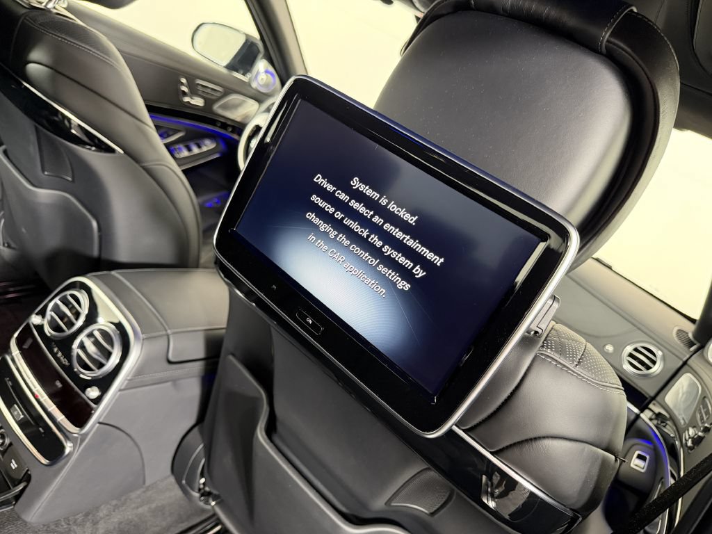 Used 2017 Mercedes-Benz Maybach S 550 4MATIC image 26