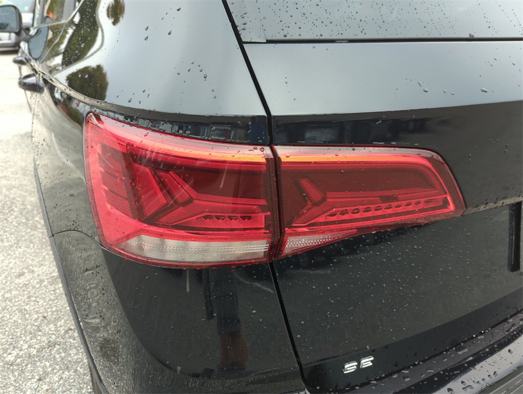 Used 2022 Volkswagen Taos SE w/ Panoramic Sunroof Package image 18