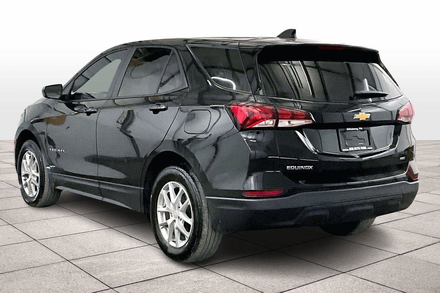 Used 2024 Chevrolet Equinox LS image 10