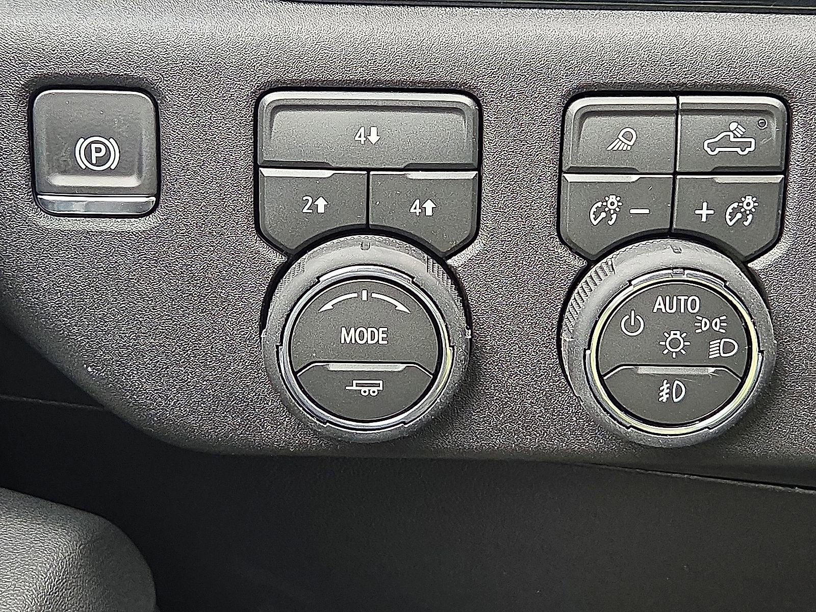 New 2026 Chevrolet Silverado 2500 LT w/ Trail Boss Package image 19