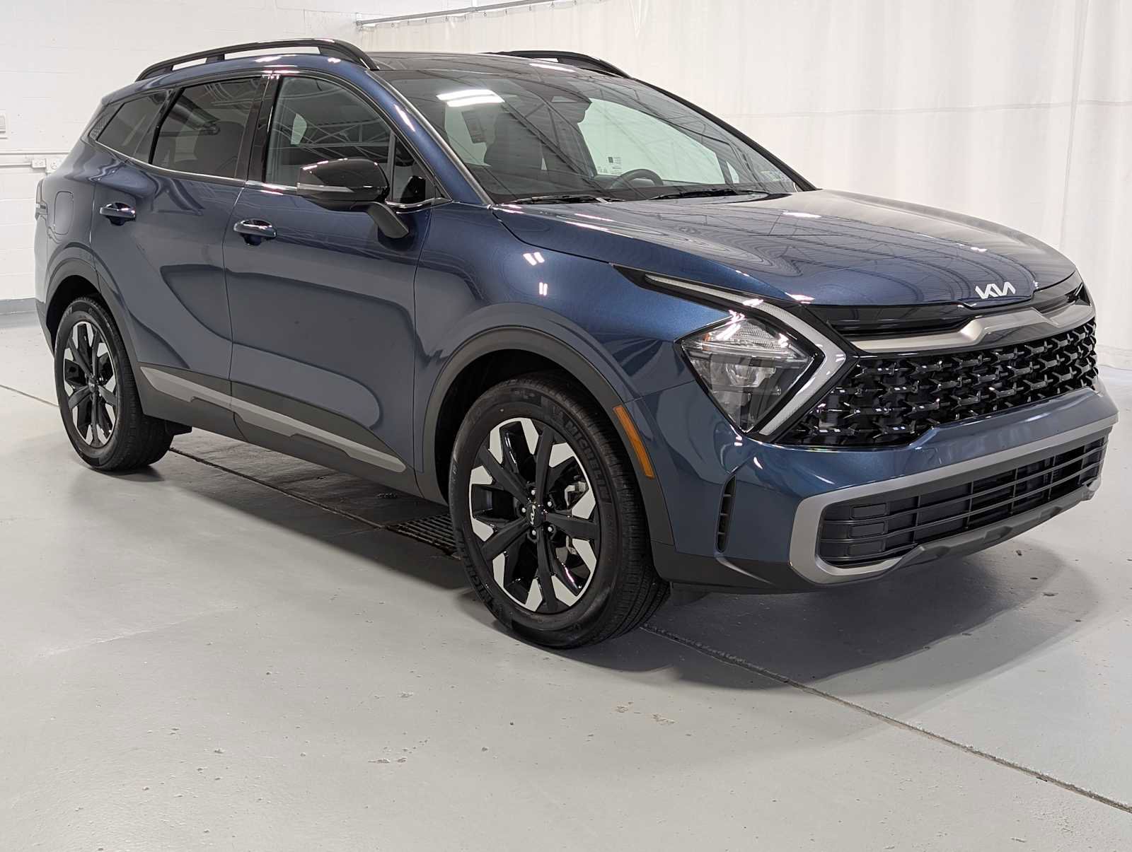 Certified 2023 Kia Sportage X-Line image 6