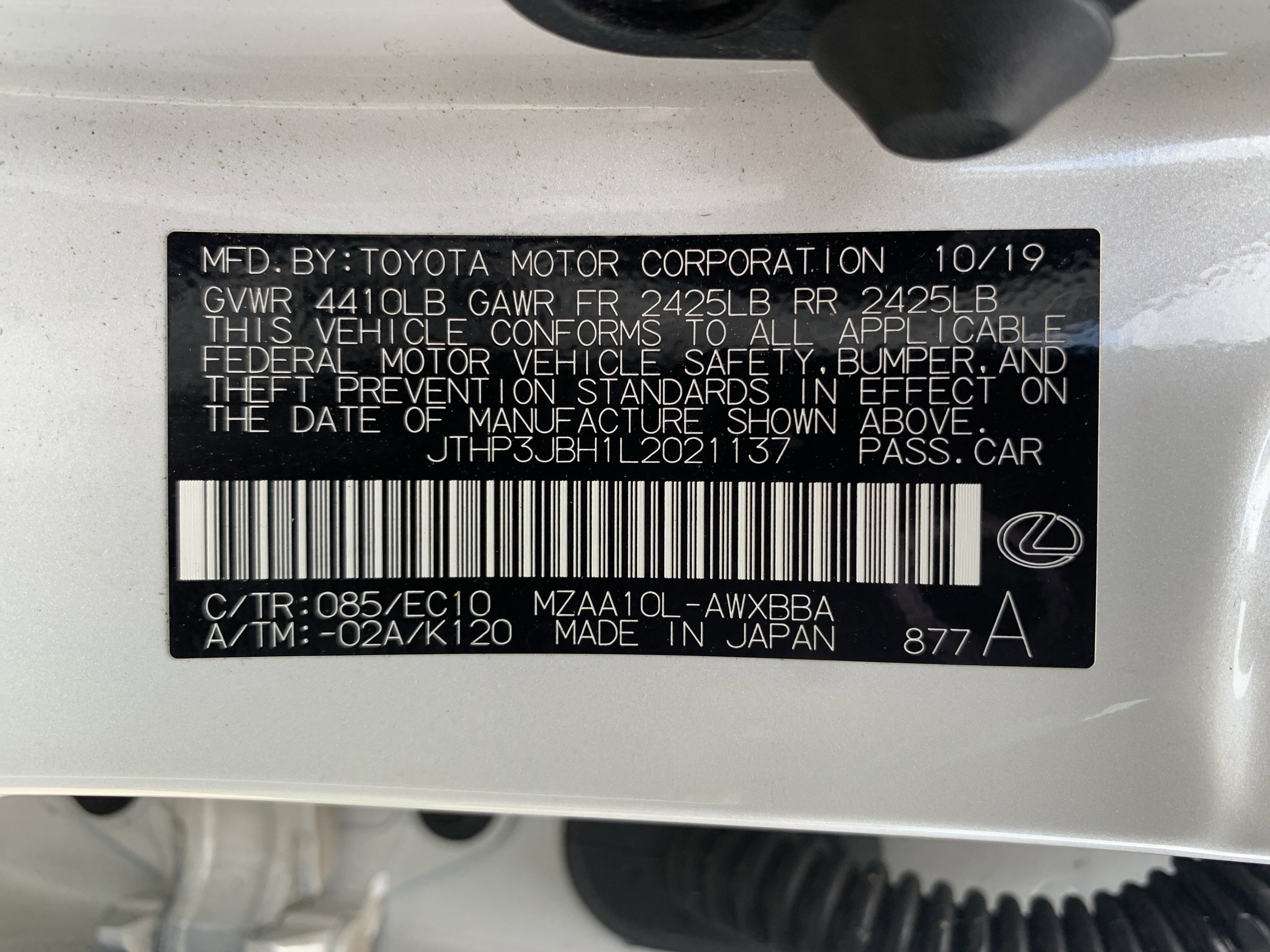 Used 2020 Lexus UX 200 w/ Premium Package image 36