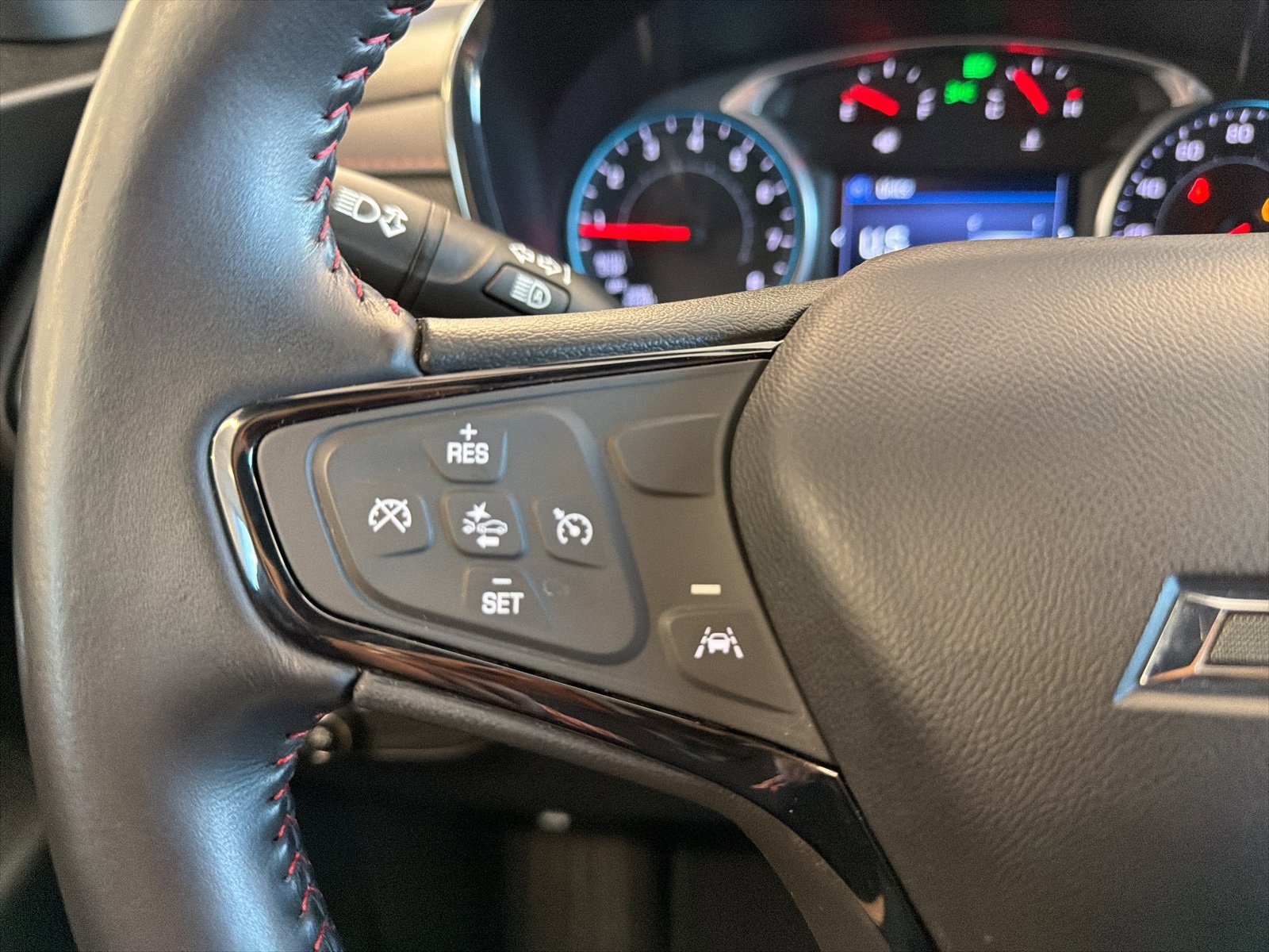 Used 2022 Chevrolet Equinox RS image 16