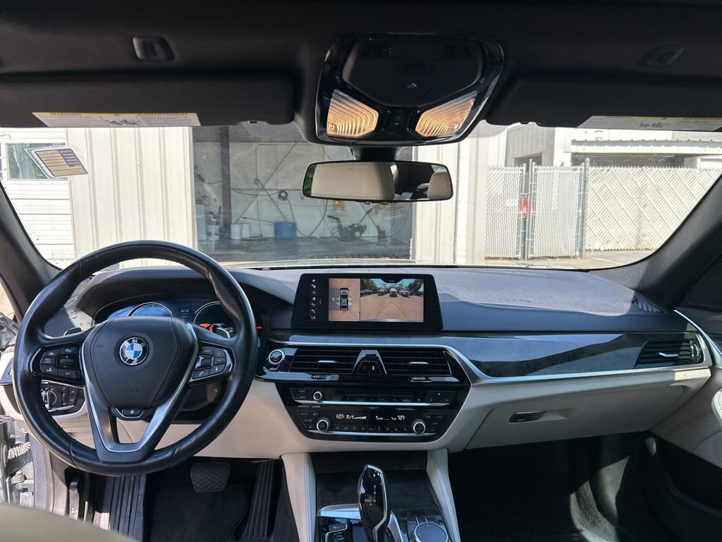 Used 2018 BMW 540i xDrive image 19