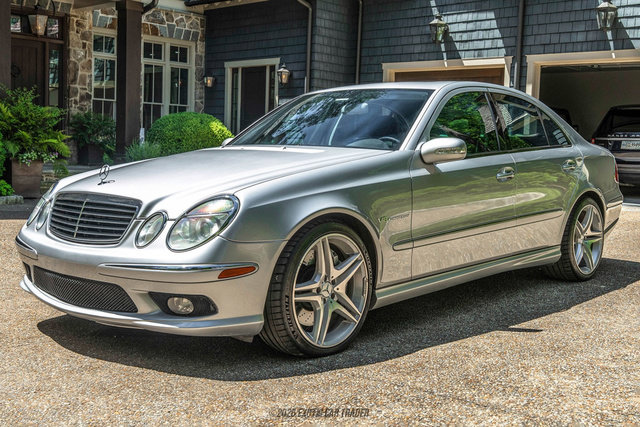 Used 2005 Mercedes-Benz E 55 AMG Sedan image 14