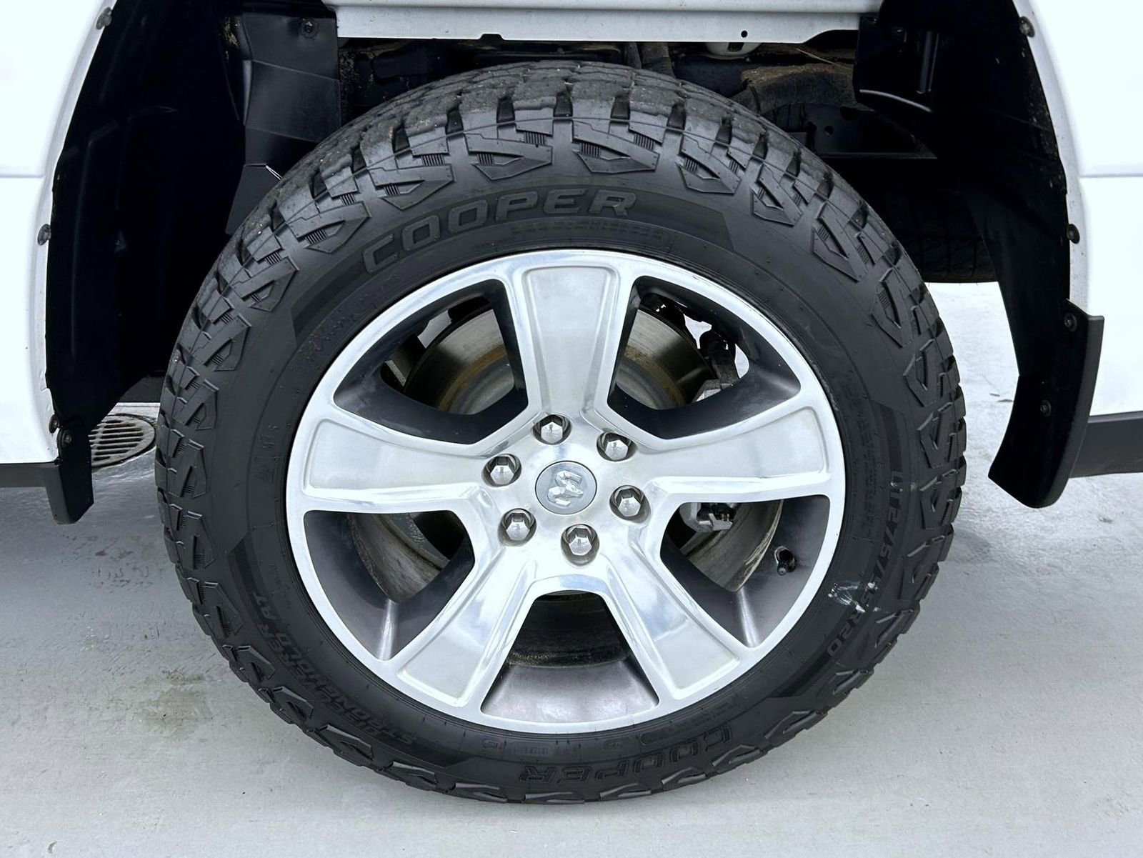 Certified 2025 RAM 1500 Tradesman AWD/4WD image 22