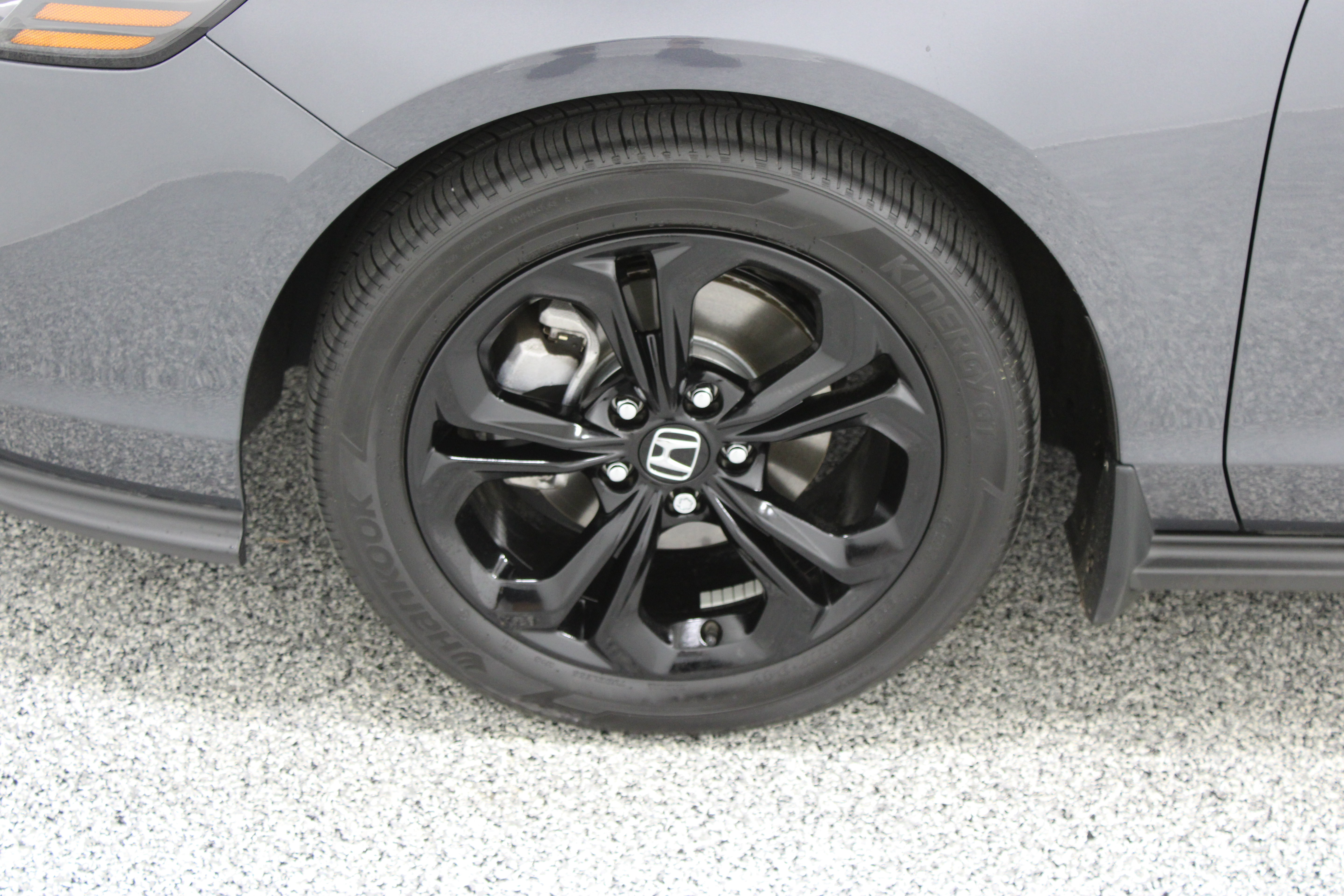 Used 2025 Honda Accord SE image 11