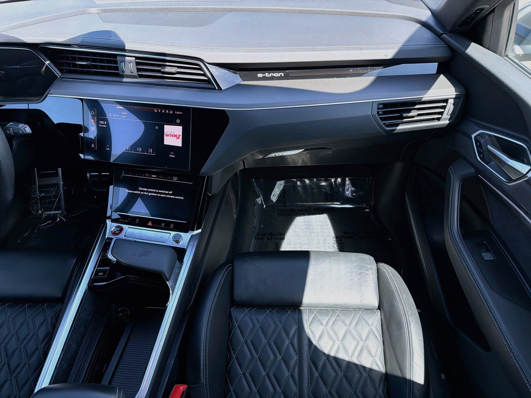 Used 2024 Audi SQ8 e-tron Premium Plus AWD/4WD image 18