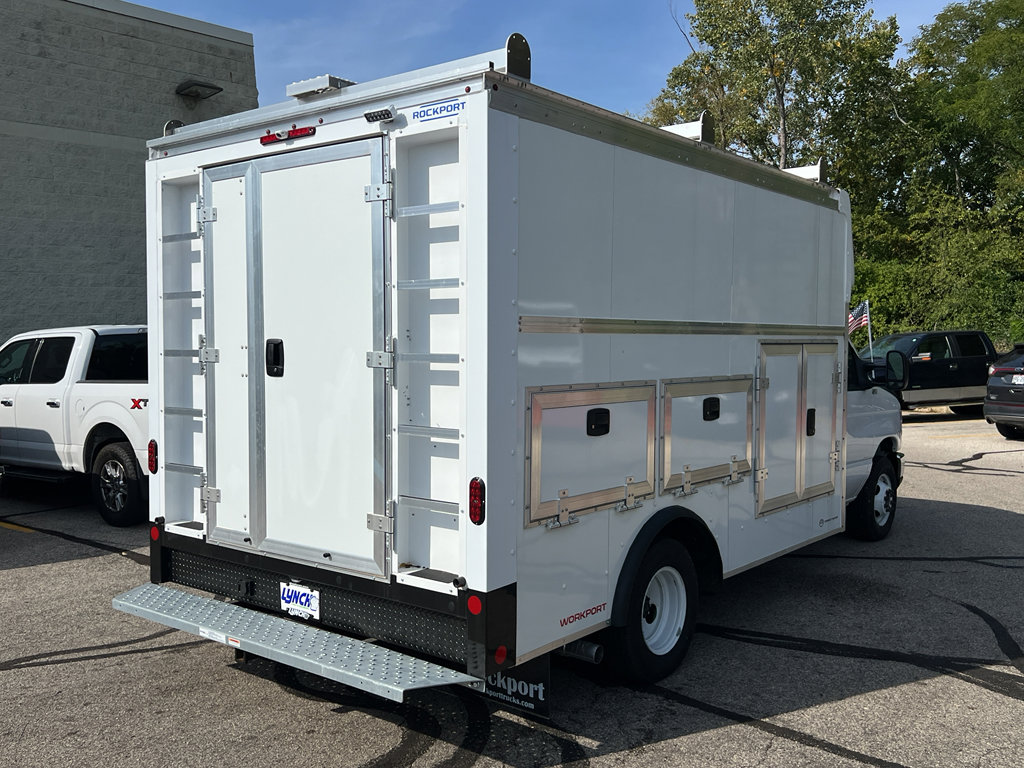 New 2026 Ford E-350 and Econoline 350 Super Duty w/ Power Equipment Group image 4