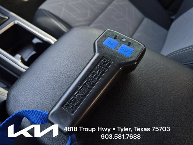 Used 2022 Toyota Tacoma TRD Off-Road AWD/4WD image 43