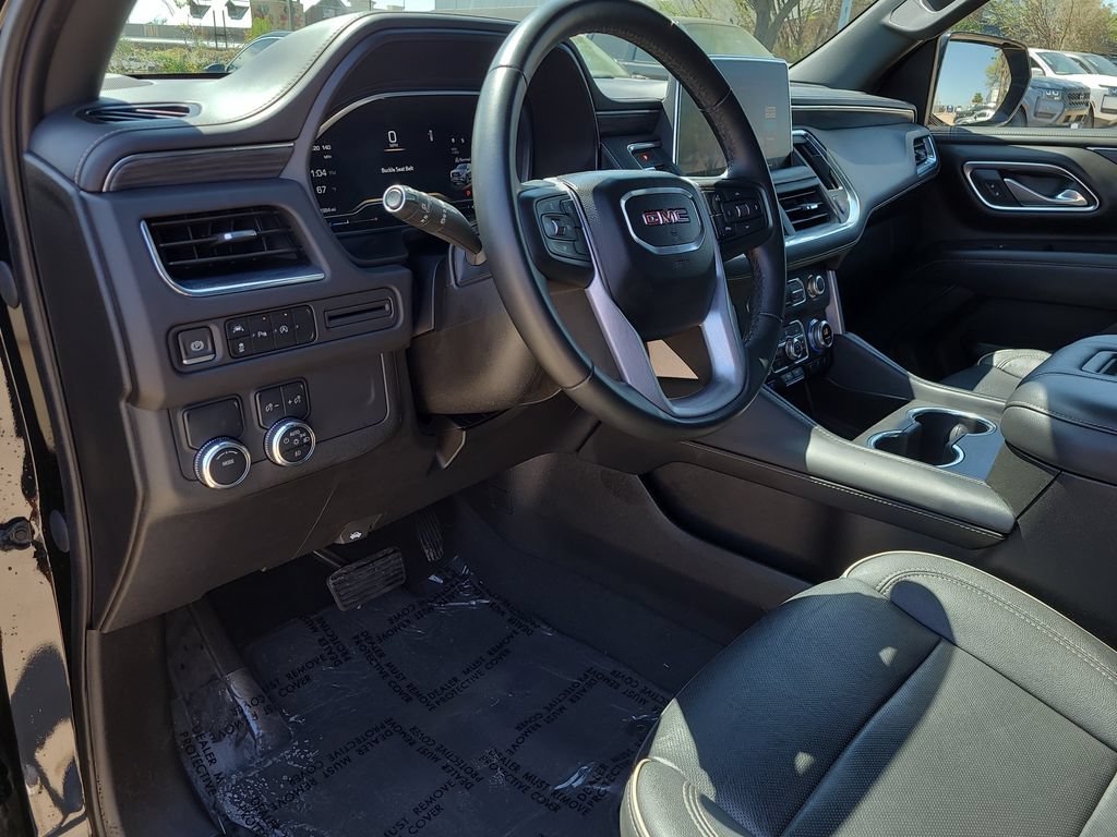 Used 2023 GMC Yukon SLT RWD image 18