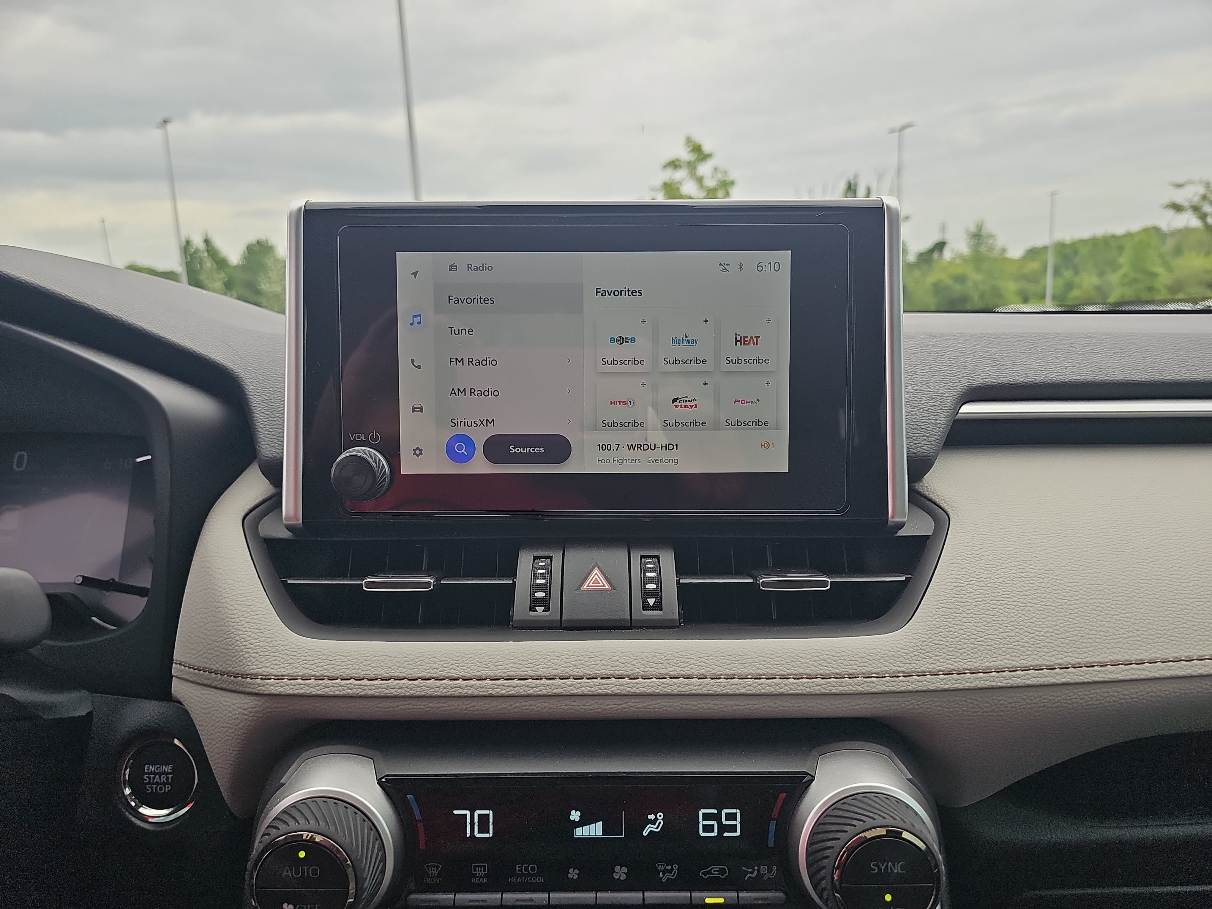 Used 2024 Toyota RAV4 XLE Premium FWD image 22