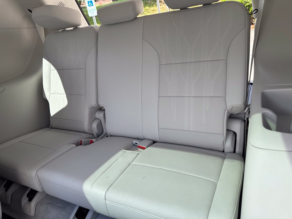 Used 2026 Buick Enclave Avenir w/ Super Cruise Package FWD image 33