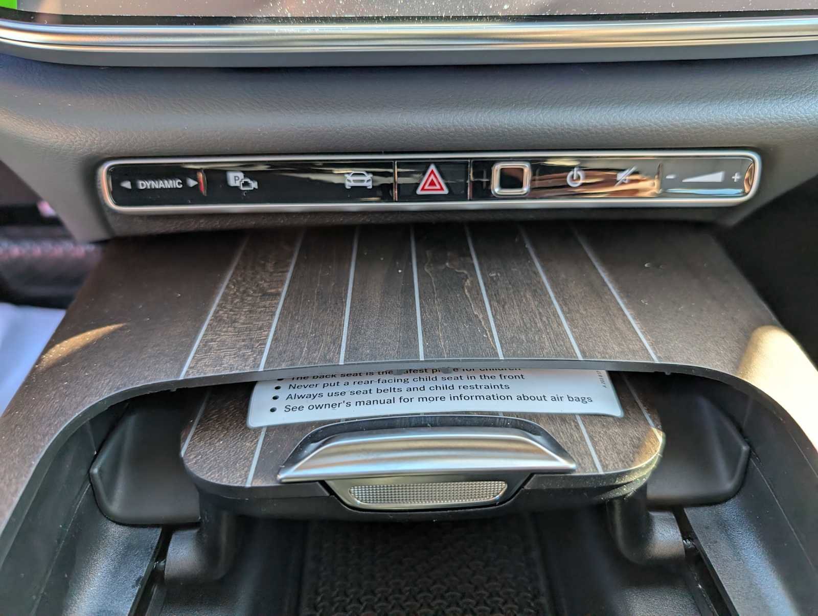 New 2026 Mercedes-Benz E 350 4MATIC Sedan image 23