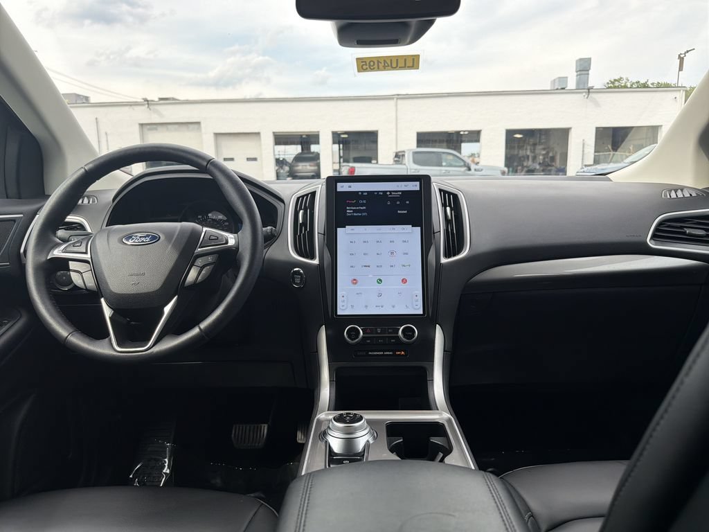 Used 2024 Ford Edge SEL w/ Convenience Package AWD/4WD image 18