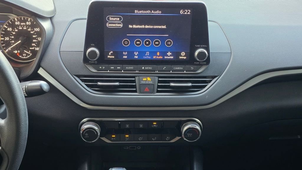 Used 2022 Nissan Altima 2.5 SV FWD image 15