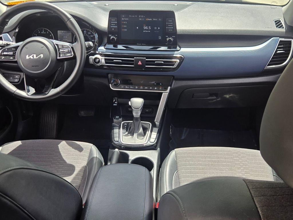 Used 2023 Kia Seltos S FWD image 10