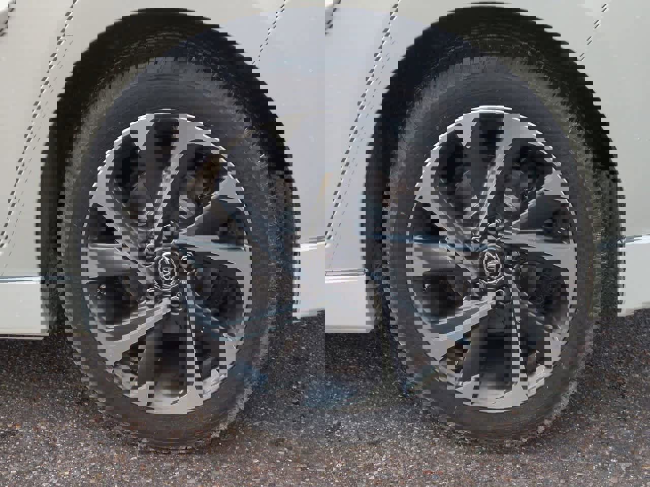 Used 2017 Toyota Corolla iM image 13