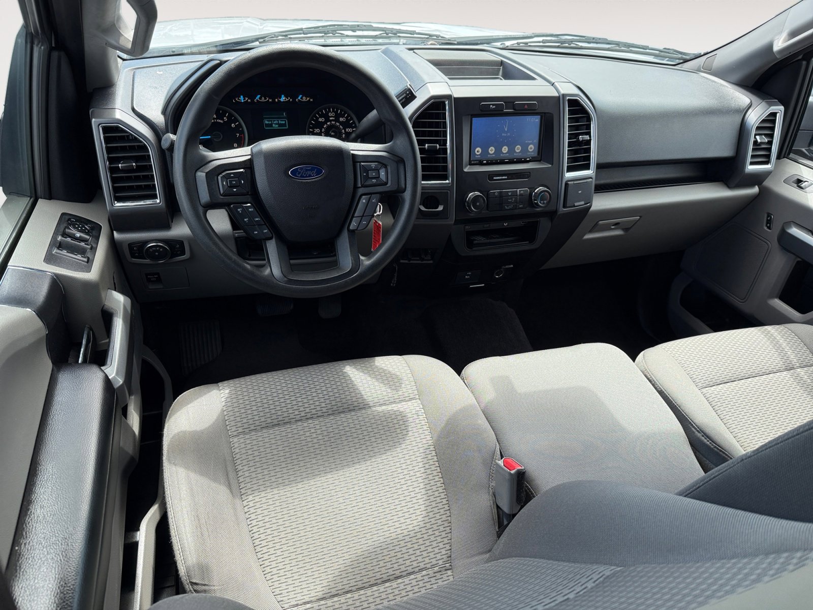 Used 2016 Ford F150 XLT RWD image 15
