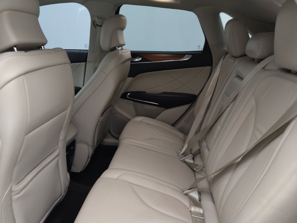 Used 2019 Lincoln MKC Select w/ Select Plus Package FWD image 18