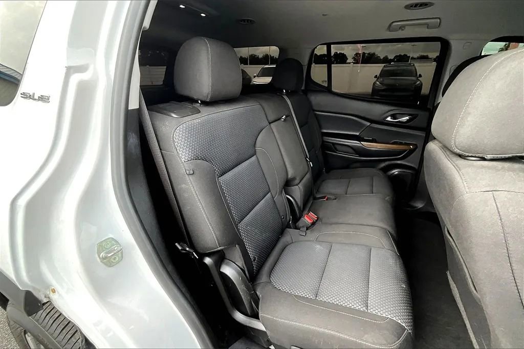 Used 2021 GMC Acadia SLE w/ Driver Convenience Package image 26