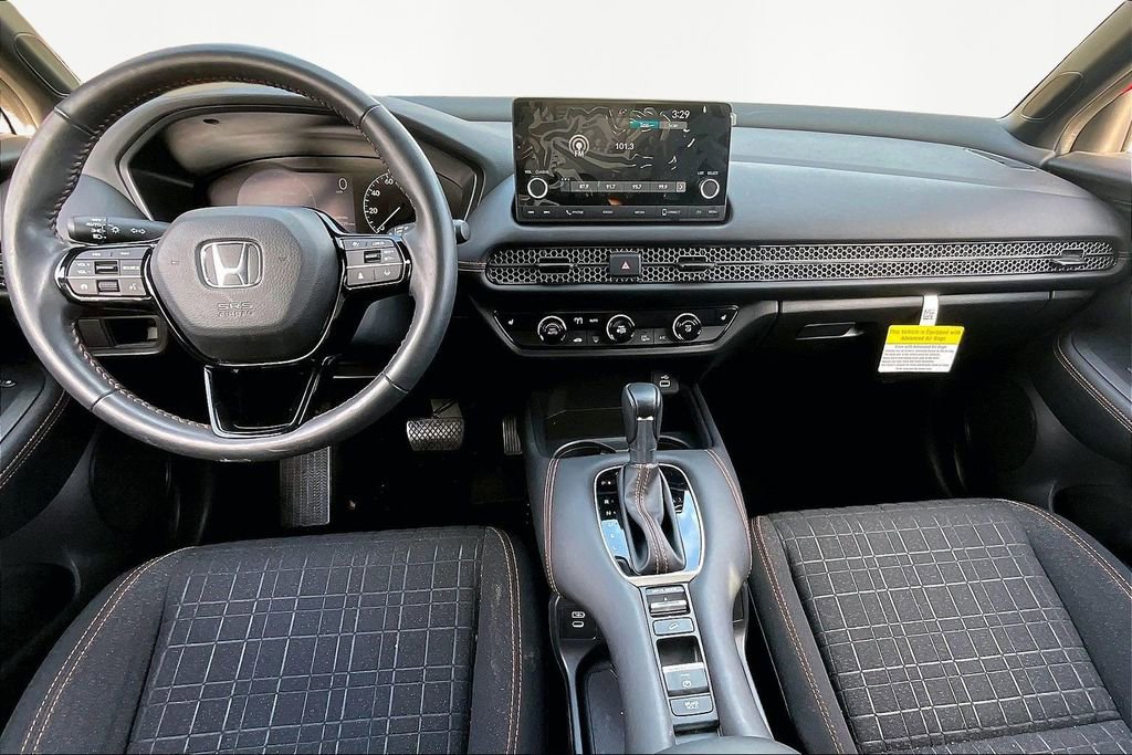 Used 2024 Honda HR-V Sport image 8