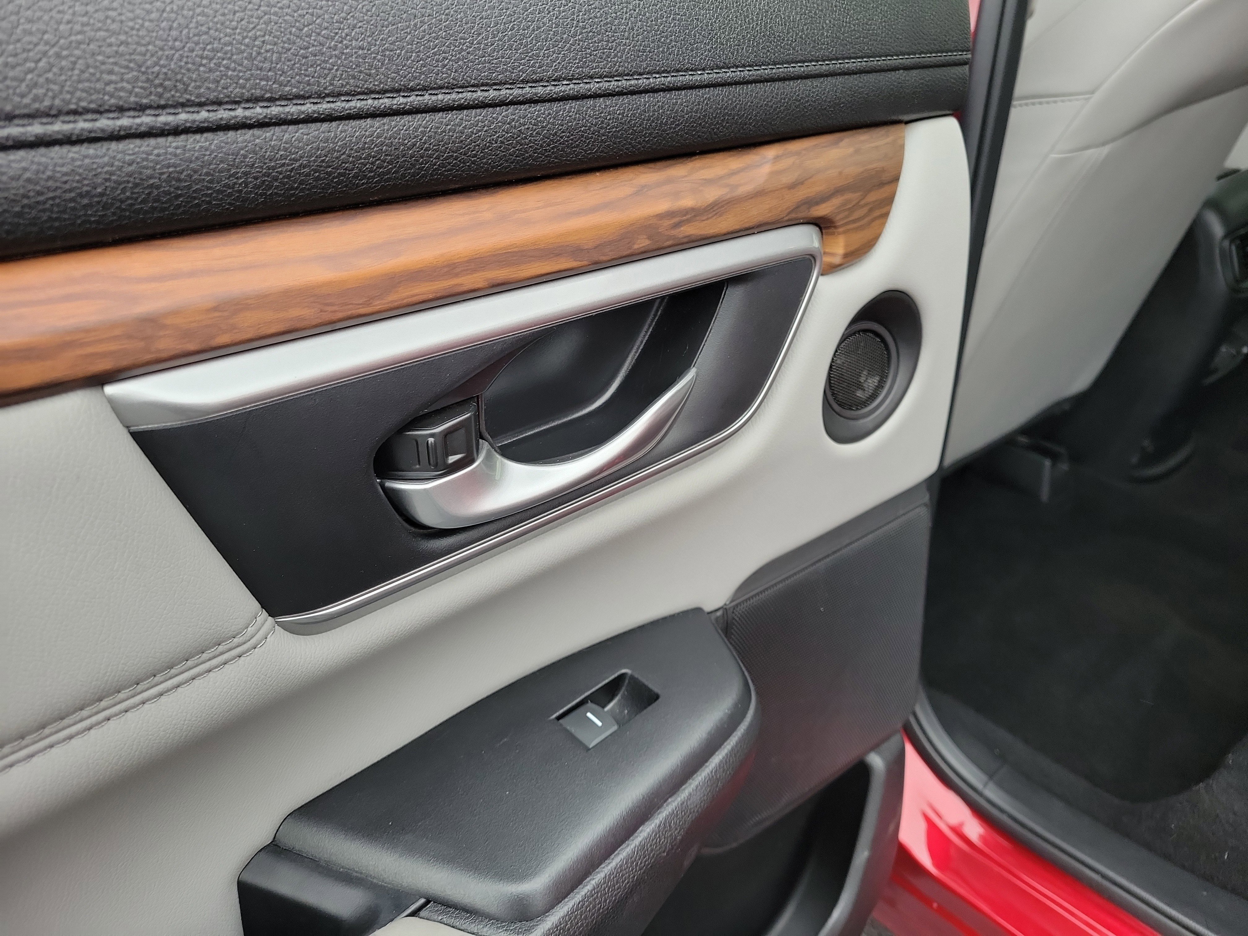 Used 2021 Honda CR-V EX-L image 13