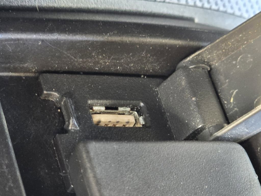 Certified 2018 Honda Clarity Touring image 9