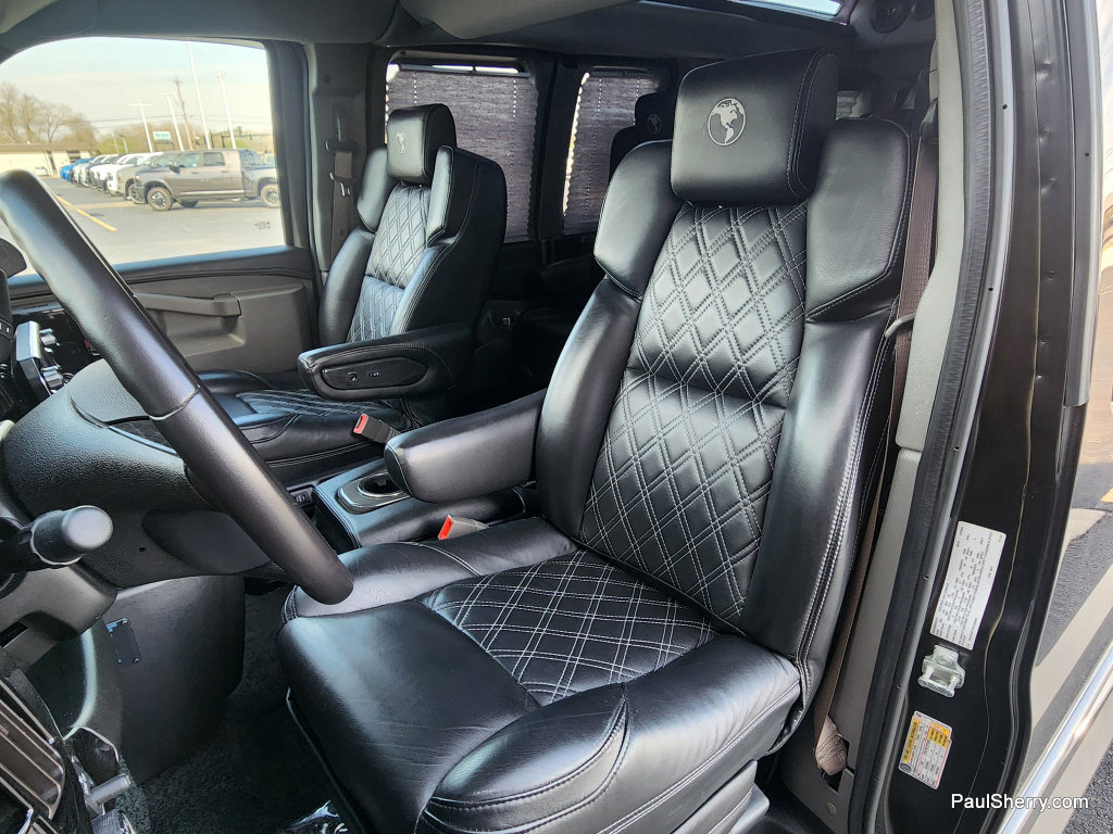 Used 2021 Chevrolet Express 2500 LS w/ Enhanced Convenience Package RWD image 40