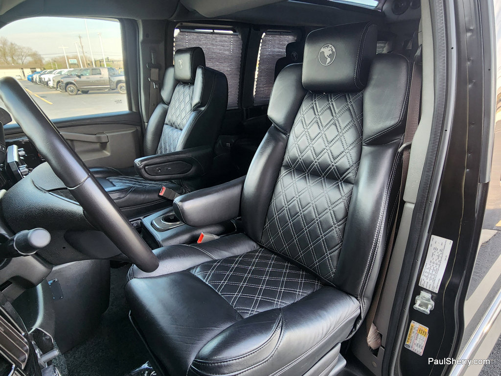 Used 2021 Chevrolet Express 2500 LS w/ Enhanced Convenience Package image 40