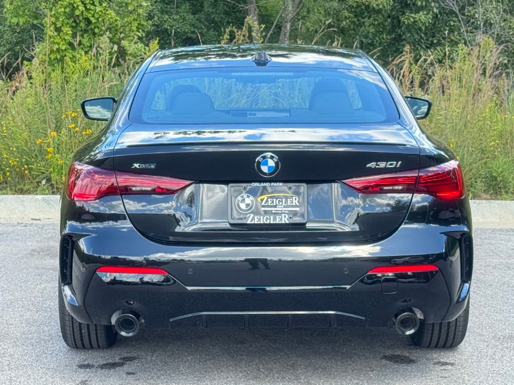 Used 2026 BMW 430i xDrive Coupe w/ M Sport Package image 5