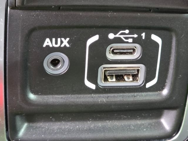 Used 2020 Jeep Wrangler Sport AWD/4WD image 10