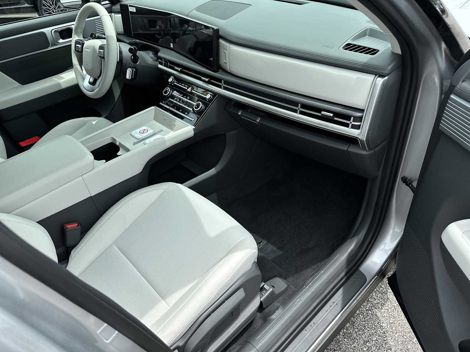 New 2026 Hyundai Santa Fe SE FWD image 25