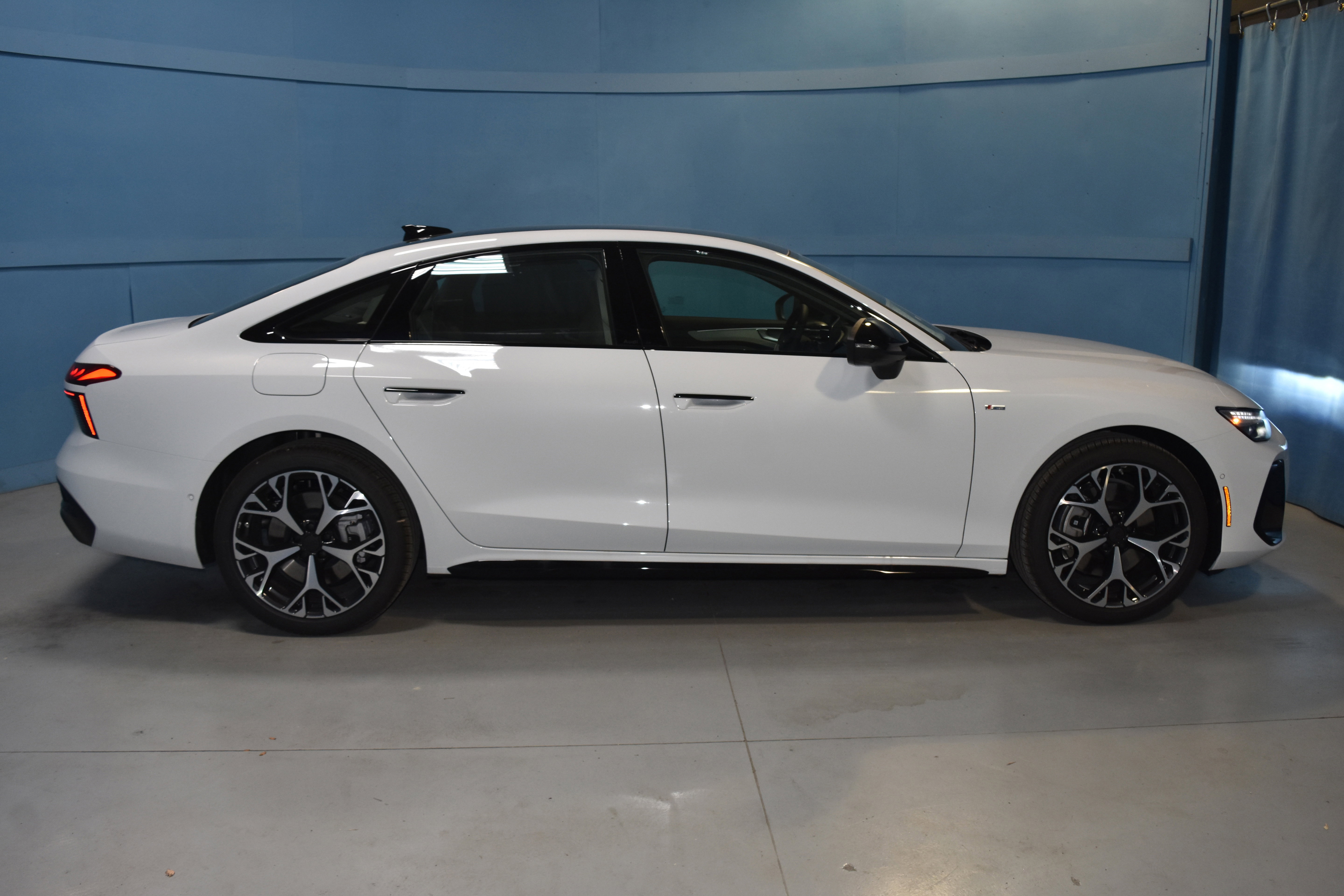 New 2026 Audi A6 Premium Plus image 16