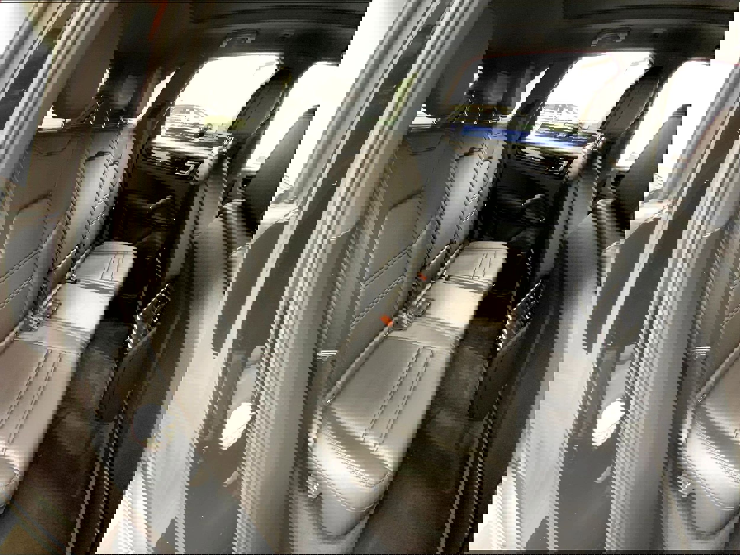 Used 2022 Porsche Cayenne E-Hybrid image 22