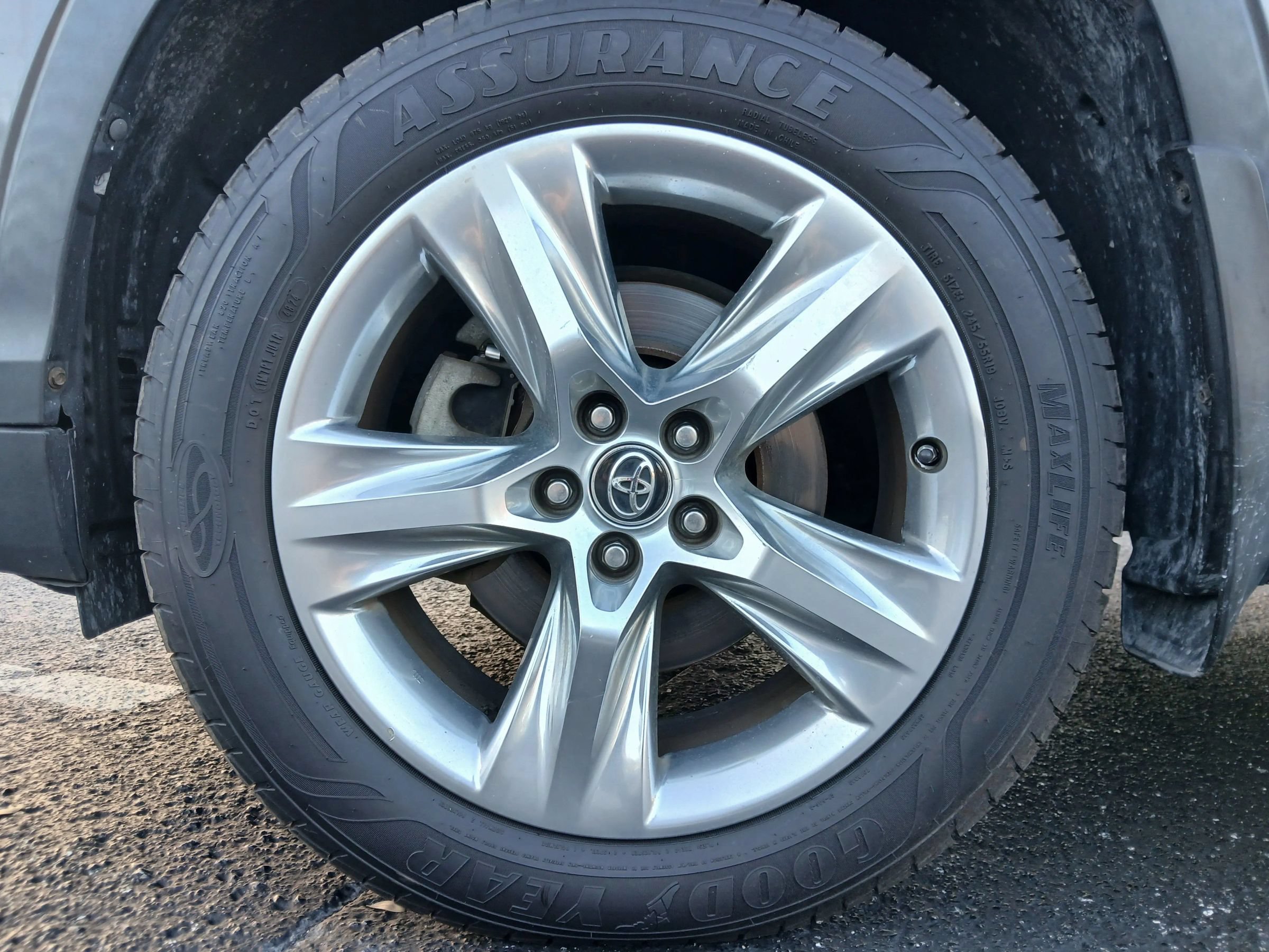 Used 2016 Toyota Highlander Limited Platinum AWD/4WD image 19
