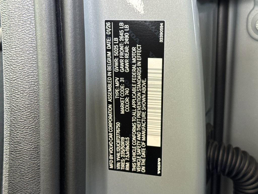 New 2026 Volvo XC40 B5 Plus w/ Protection Package Premier image 28