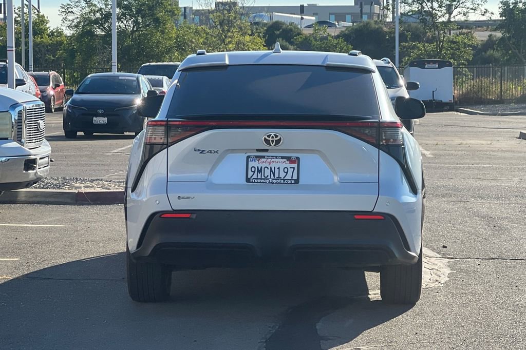 Used 2024 Toyota bZ4X XLE w/ Weather Package image 6