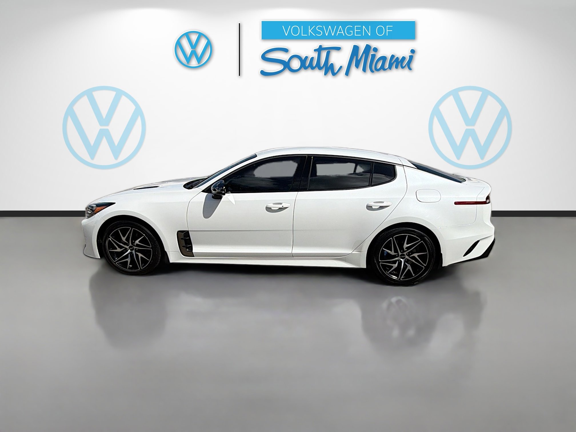 Used 2022 Kia Stinger GT-Line image 4