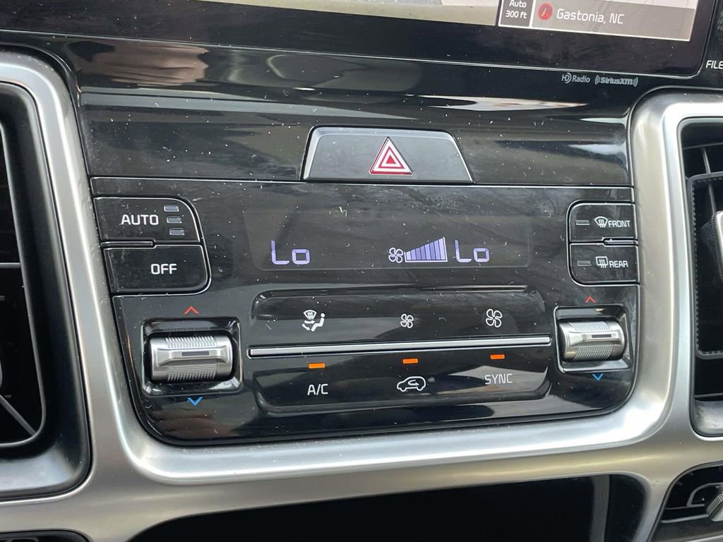 Used 2023 Kia Sorento S w/ Panoramic Sunroof Package FWD image 29