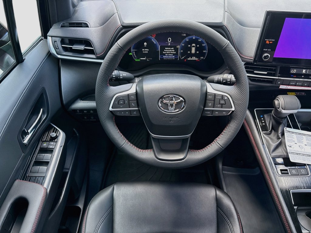 New 2026 Toyota Sienna XSE FWD image 10