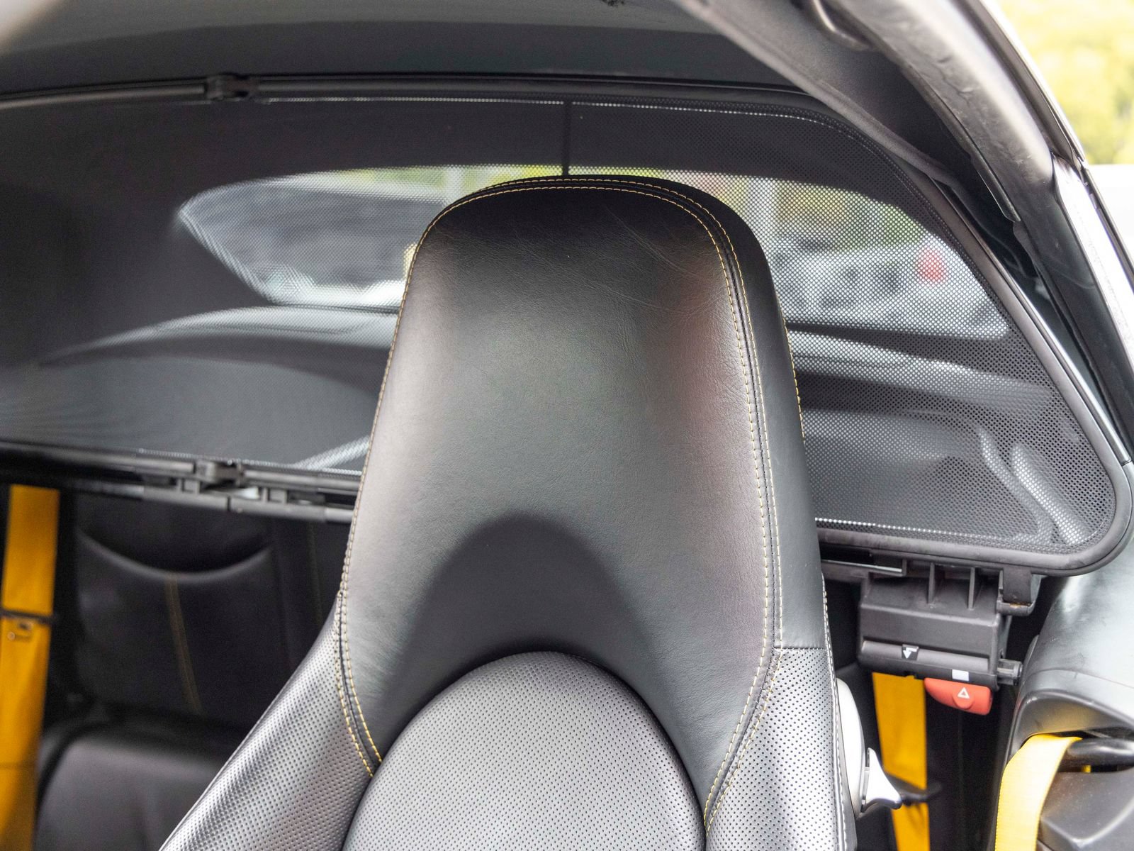 Used 2011 Porsche 911 Turbo S AWD/4WD image 47