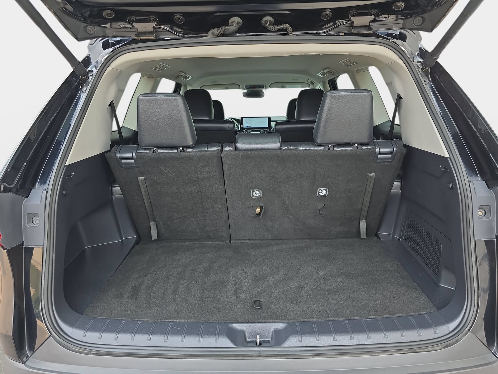 Used 2025 Toyota Grand Highlander AWD image 14