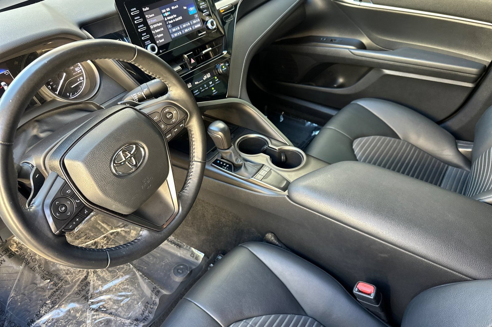 Certified 2022 Toyota Camry SE FWD image 7