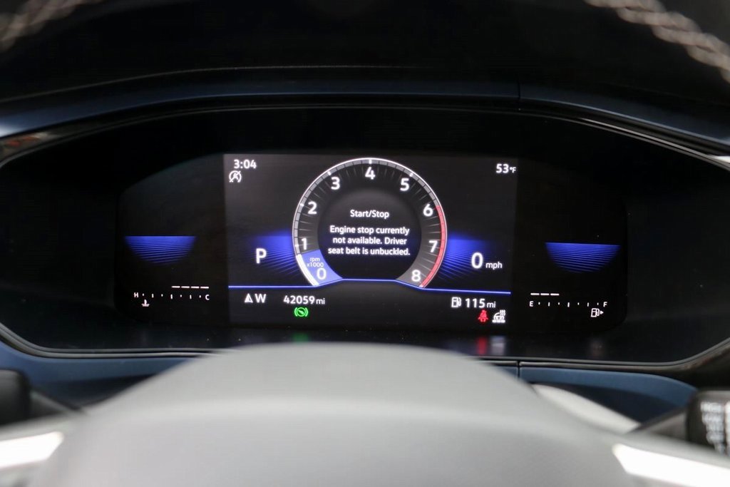 Used 2023 Volkswagen Taos SE w/ Panoramic Sunroof Package image 14