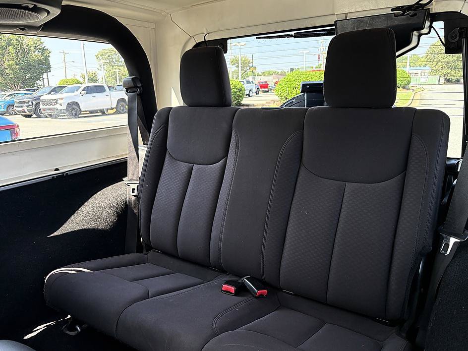 Used 2014 Jeep Wrangler Sport AWD/4WD image 10