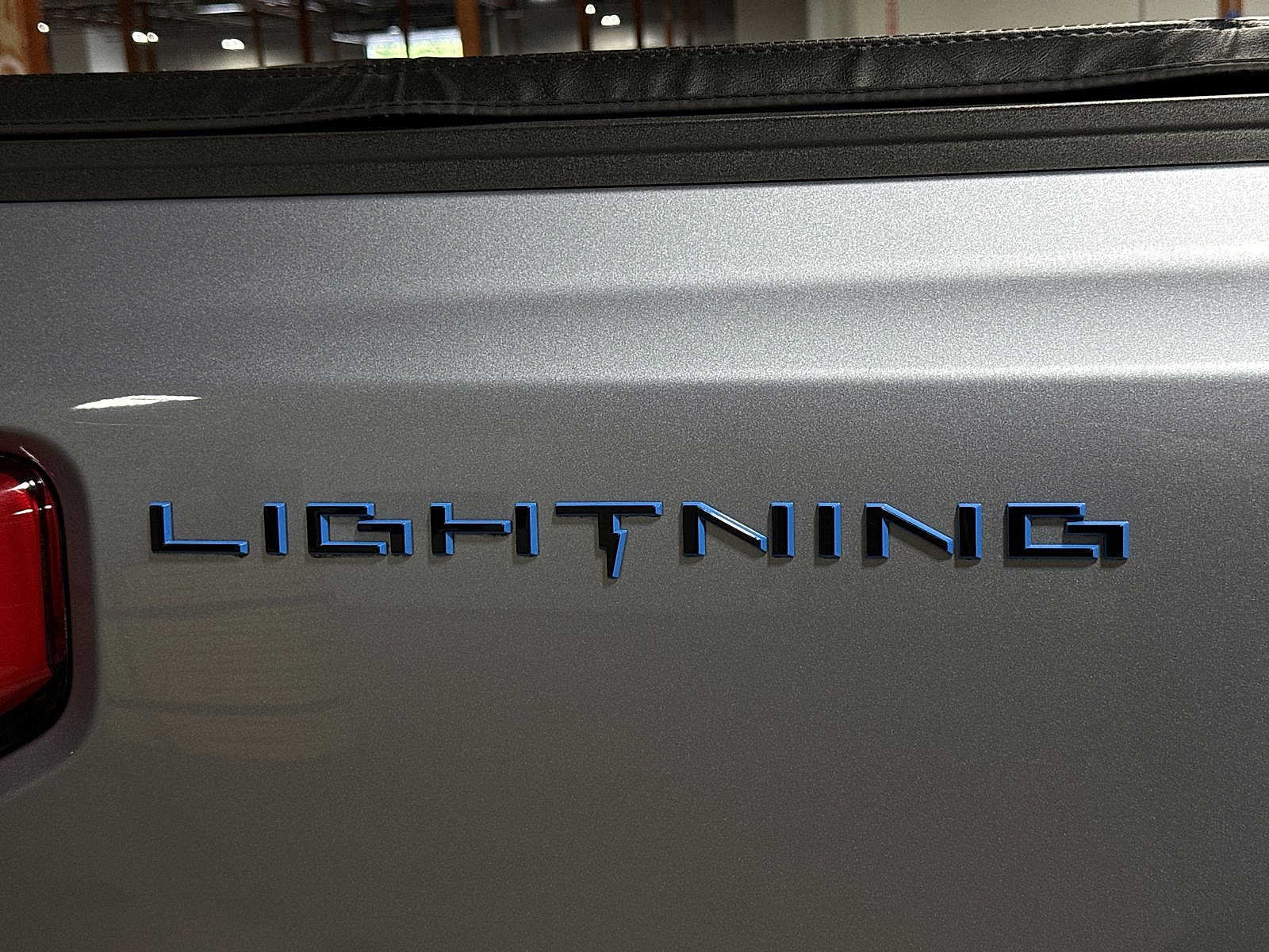 Used 2022 Ford F150 Lightning XLT AWD/4WD image 26
