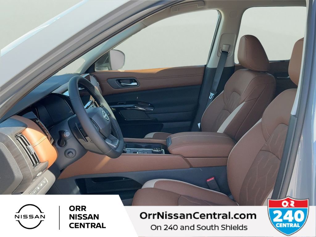 New 2026 Nissan Pathfinder Platinum image 16